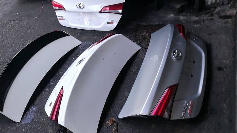 Toyota Corolla Gli , Xli , Grande , Yaris Bonnet , Side Mirror, Fender 11