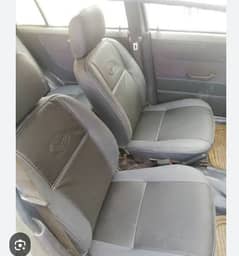 Daihatsu Coure front seats