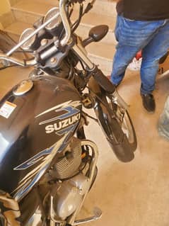 Suzuki 150 cc vip condition just like new