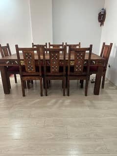 8 persons dining table for sale