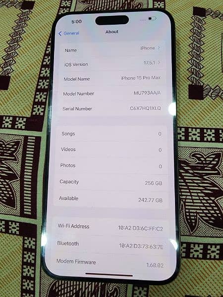 I phone 15 pro max 256gb natural factory unlok 1