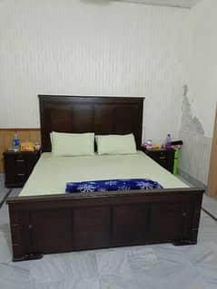 Bed + Side Tables+Dressing+Madicated Mattress