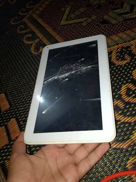 tablet for sale only screen new Dala gi Baki all ok ha sale in 11000 1