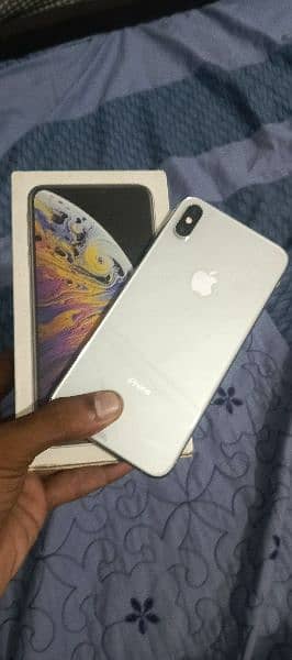 I phone xsmax 64 gb non pta 0