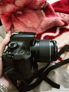 Canon 1200 D