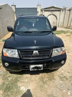 Mitsubishi Pajero 2005