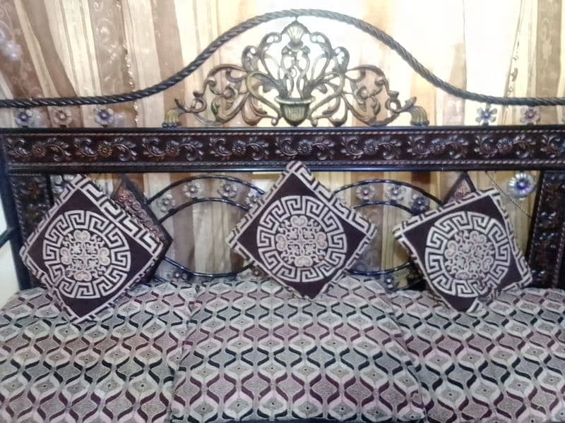 5 seater iron sofa set 1