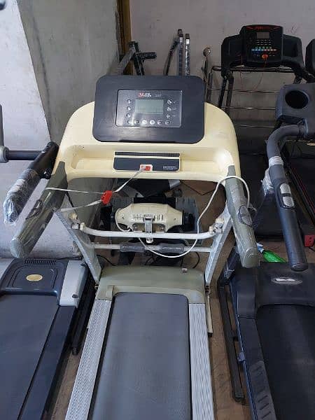 Treadmills / Running Machine / Elleptical / cycles 10