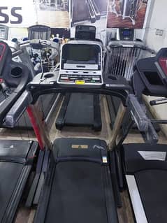 Domestic Treadmills / Commercial Treadmills / Running Machine