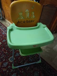 Kids High Chair / Fedding Chair