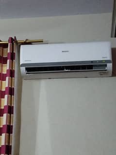 1 Ton orient Split AC for sale