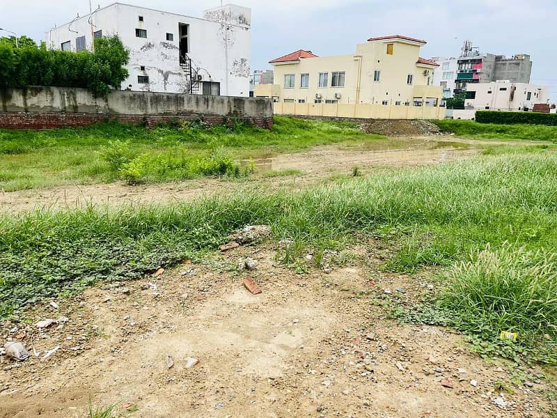 Direct Deal One Call Offer 2 kanal Plot Block V DHA Phase 8 at Investor rate 1