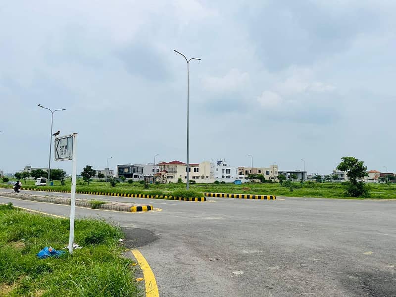 Direct Deal One Call Offer 2 kanal Plot Block V DHA Phase 8 at Investor rate 25