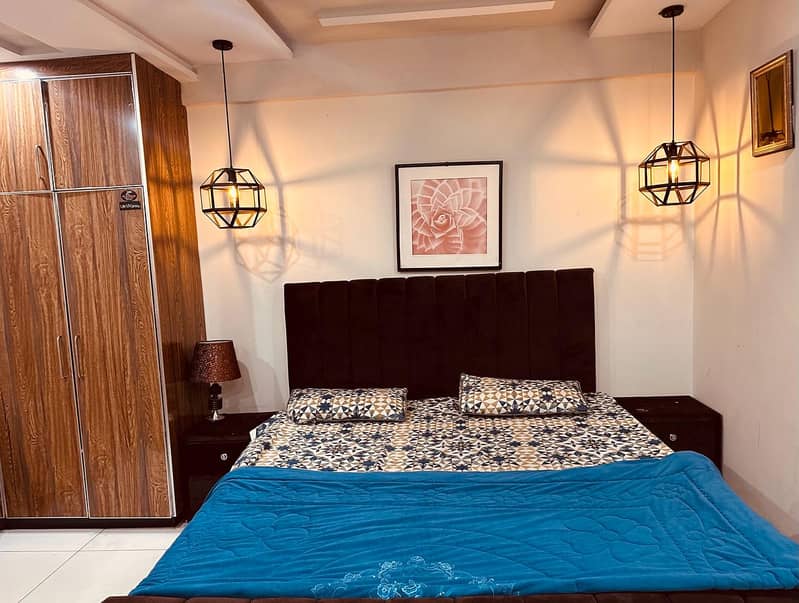 Daily Basis Short Time 1 Bedroom apartment Bahria Town Lahore 0