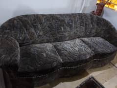 5 Seater Sofa Set With Center Table Forsale