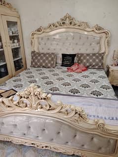 king size bed with side tables dressing table