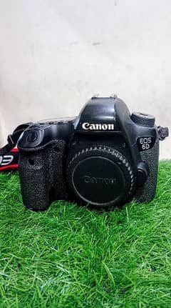 Canon 6D body box and batry chargr