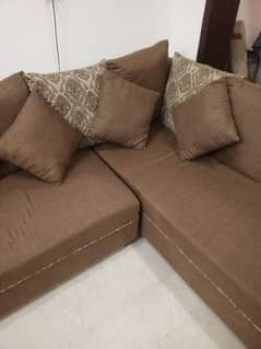 sofa  for sae