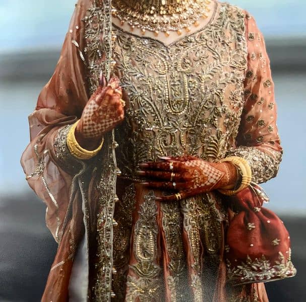 faiza saqlain bridal dress 2