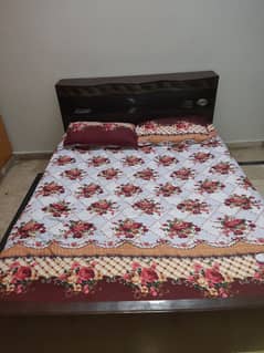 Bed + 5 seater Sofa in Good condition