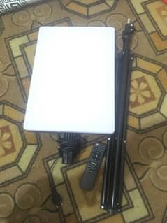 Title: Professional P19 Studio Photography Light with Stand and Remote