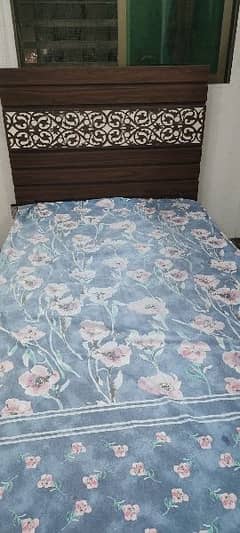 wooden bed single 3.5 × 6.5 with mattress