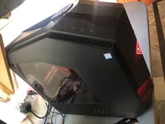 Gaming PC HP Omen Desktop with Monitor and Peripherals