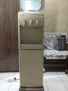 Orient Water Dispenser With Fridge