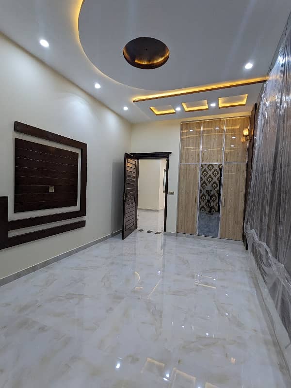 10 MARLA BRAND NEW FIRST ENTERY VIP LUXERY LEATEST ULTRA MODERN STYLISH House Available For Sale In Johertown Lahore On Main 65 Fit Road By Fast Property Services Real Estate And Builders Lahore 42