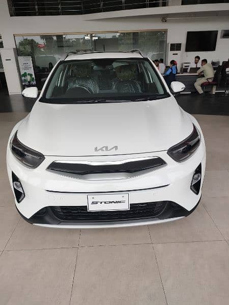 KIA STONIC EX+ 2024 0