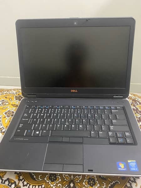 minor used laptop 2