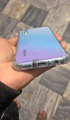 vivo s1  8/256