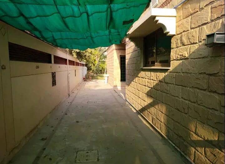 10 Kanal Commercial Kothi Bungalow For Rent Canal Road Near Kashmir Pul Faisalabad 21
