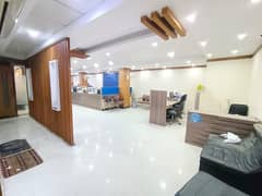 Beautiful furnished office for rent Susan road madina town Faisalabad