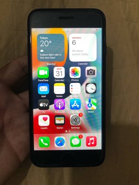 iPhone 7  black 32gb 1