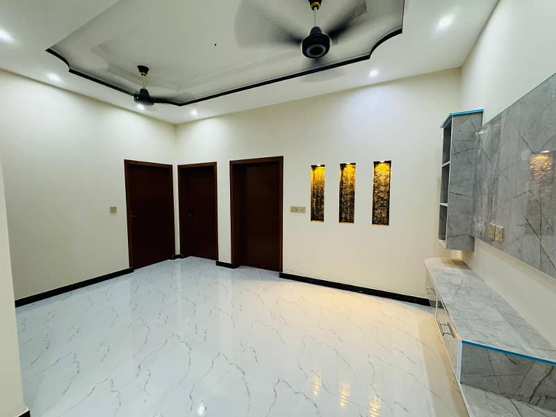 single story luxury house for sale on reasonable price in New city phase 2 wah cantt 10