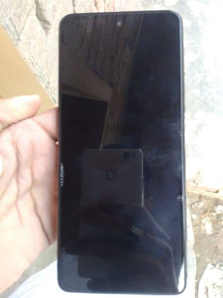 urgent sale. Infinix hot 30 8+8 128 condition 10 by 10 2