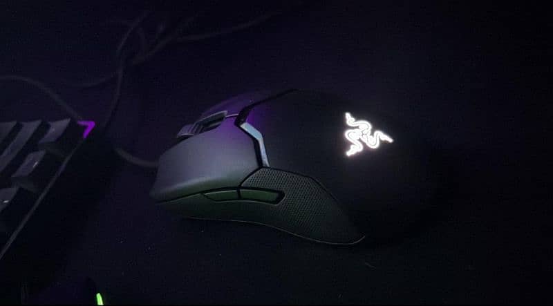 Razer Viperh 8k , Ultralight Ambidextrous Gaming Mouse. 0