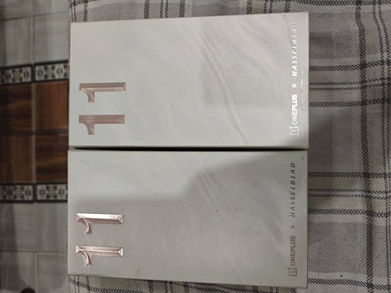 OnePlus 11 16/512GB Marble Jupiter,& Green dual sim Box official PTA 4