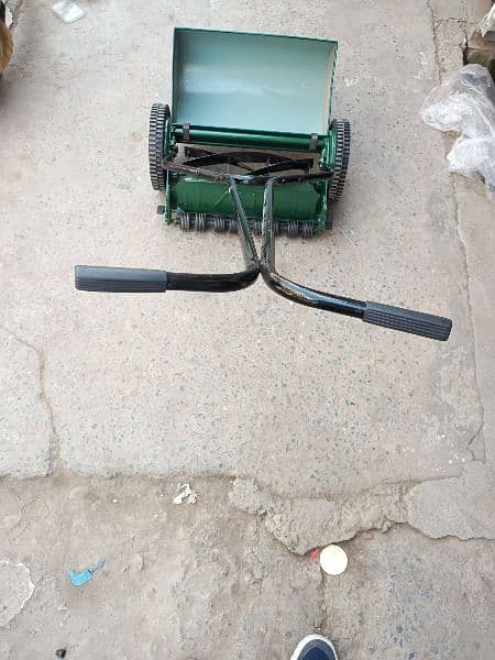 Lawn Mower, Grass Cutter, Grass Cutting Machine 12