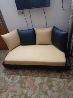 2 seater deewan