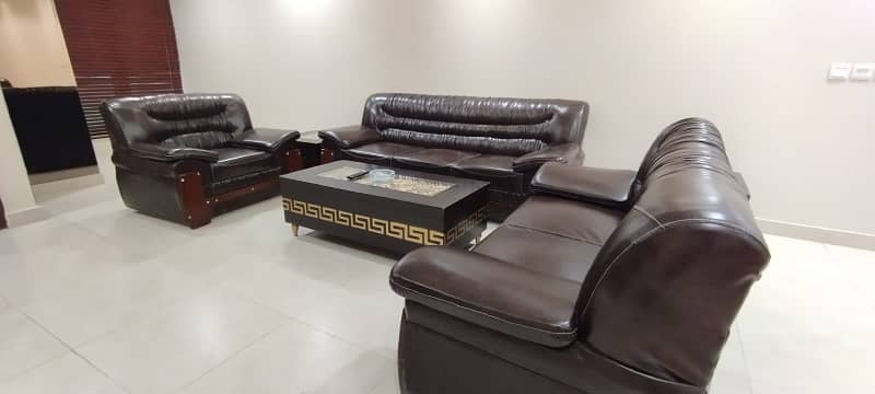 Luxury Fully Furnished 1 Bedroom Apartment For Rent In Gold Crest Mall And Residency DHA Phase 4 5