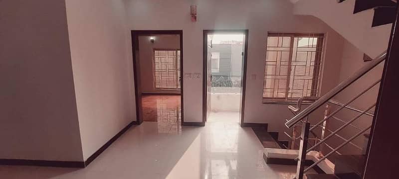 Five Marla House in CC-Block Bahria Town Lahore 5