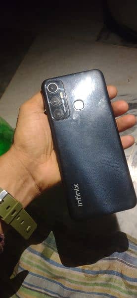 Infinix hot 11 128gp pta approved + only box 2
