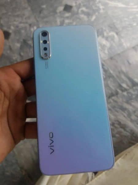 vivo S1 0