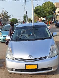 Toyota Prius 2008-2013 behtreen condition trouble free car