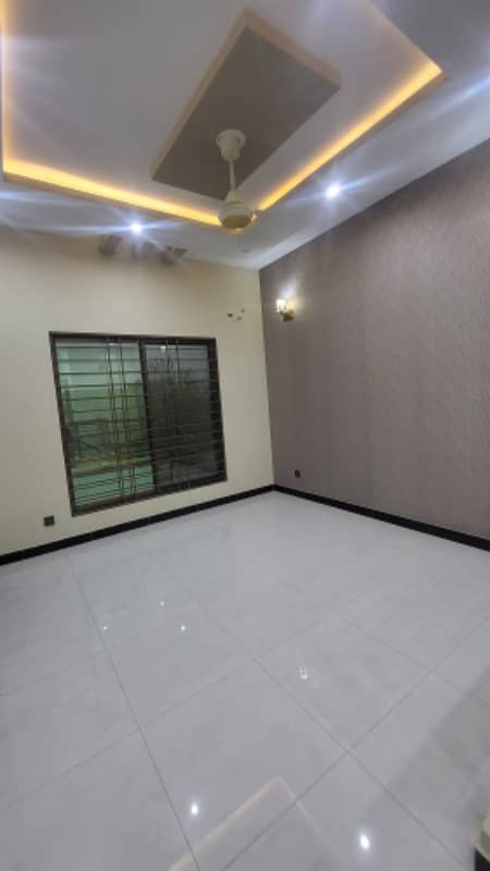 125 sq yards villa for sale 2