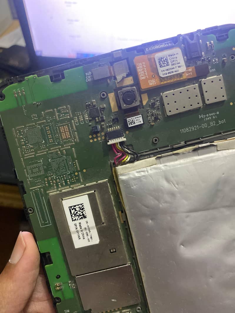 Dell Venue 8 16 GB Tablet (Dead) 1