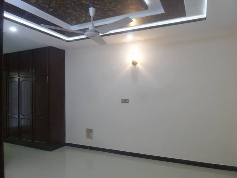 House For sale In I-8/2 Islamabad 4