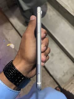 Iphone XR white colour